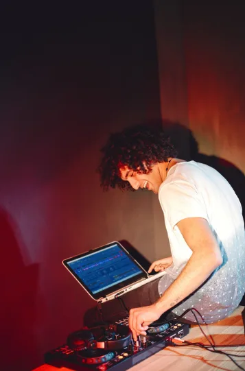 Modern AI tools for musicians can generate melodies, suggest chord progressions, and automate production tasks, helping artists focus on creativity.